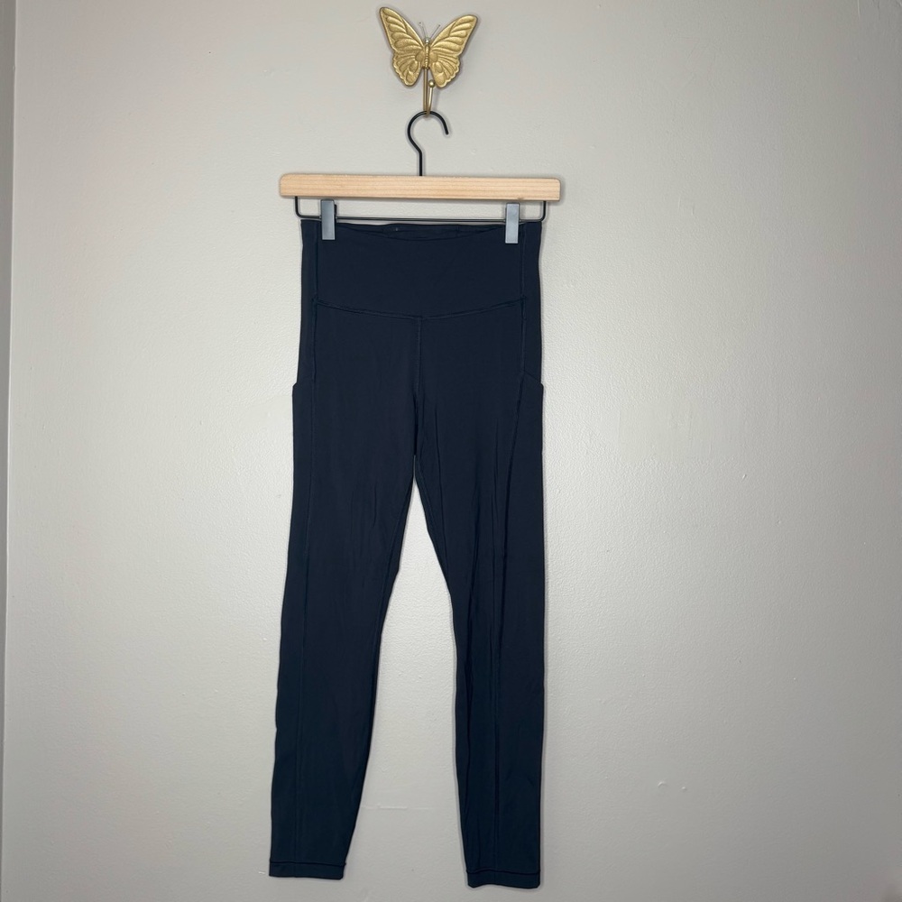 Athleta Women's Size XS Ultimate Stash Pocket 7/8 Black Tights Pants